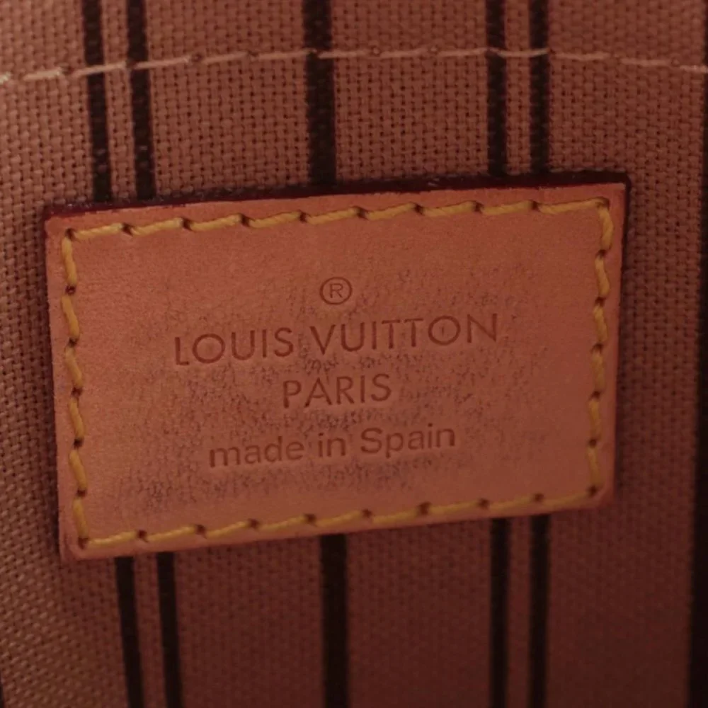 Louis Vuitton Neverfull Pochette MM in Monogram Canvas - Picture 8 of 12